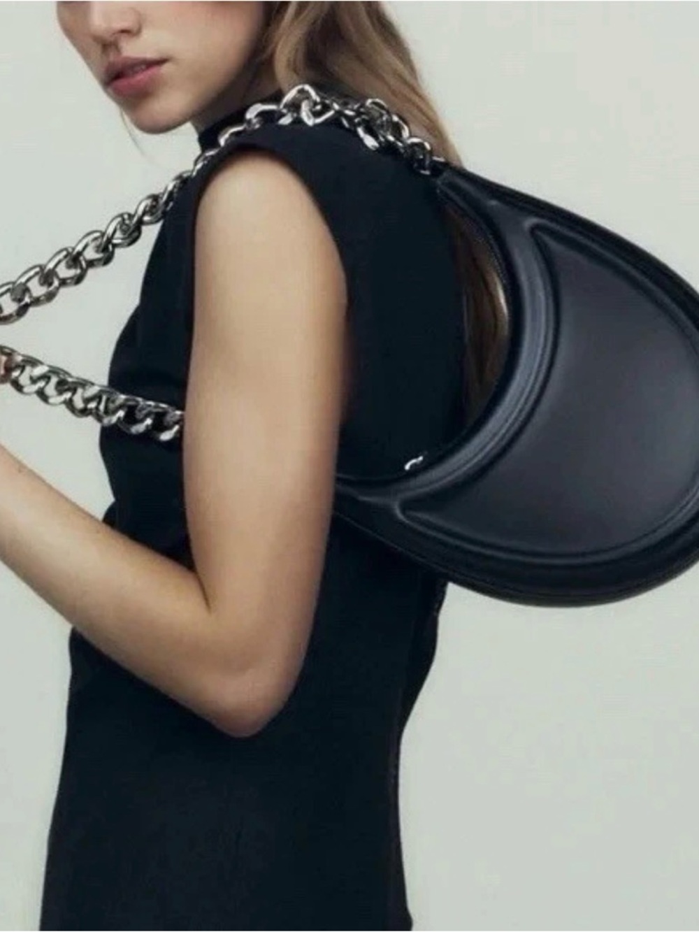 Zara Black Crescent shoulder bag half moon chain strap Y2K chain inspired